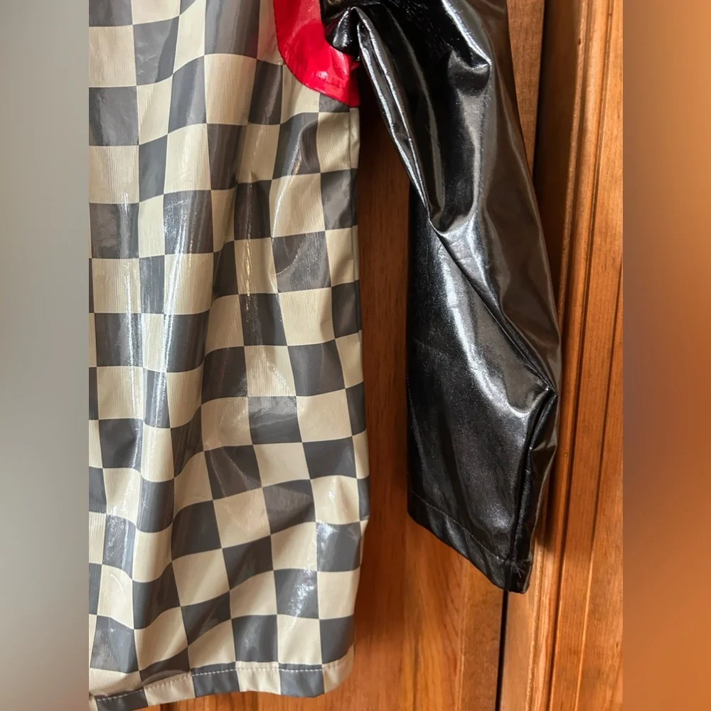 Disney/Pixar Boy’s Cars, Grey, Checked Lightning McQueen Raincoat, Approx. Sz M
